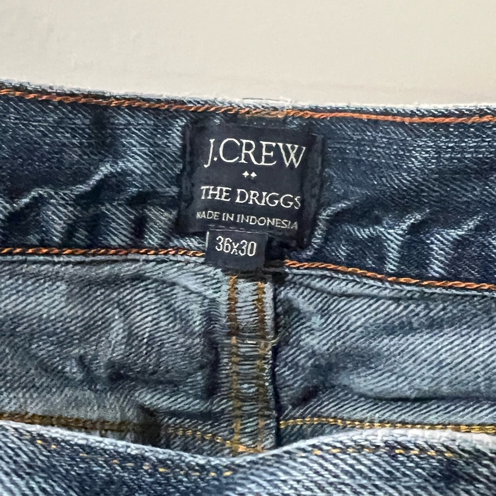 J. Crew Men's Relaxed Driggs Style Jeans - Picture 3 of 4
